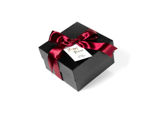 Classic Purim Gift Box by Gift Kosher 
